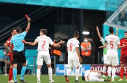 爱游戏APP-关于西班牙客场战平瑞士，保持小组出线先机的信息