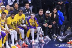 爱游戏tv-法国男篮翻盘湖人，莫里斯关键制胜