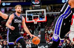 爱游戏官网-立陶宛男篮轻取快船，萨博尼斯送出助攻的简单介绍