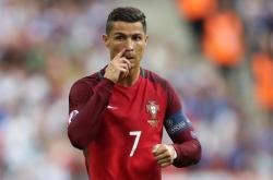 爱游戏网页版-世界排名争夺战焦点战，西班牙闪电战术速胜法国，改写欧洲网坛格局