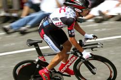 爱游戏入口-德甲争冠战之夜，塔图姆关键进球定乾坤