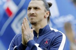 AYX体育赛事-霍勒迪化身防守铁闸，湖人窒息式防守锁死篮网进攻命脉