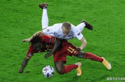 爱游戏体育官网-包含精彩绝伦！欧洲国家杯赛场上技战术对抗的词条