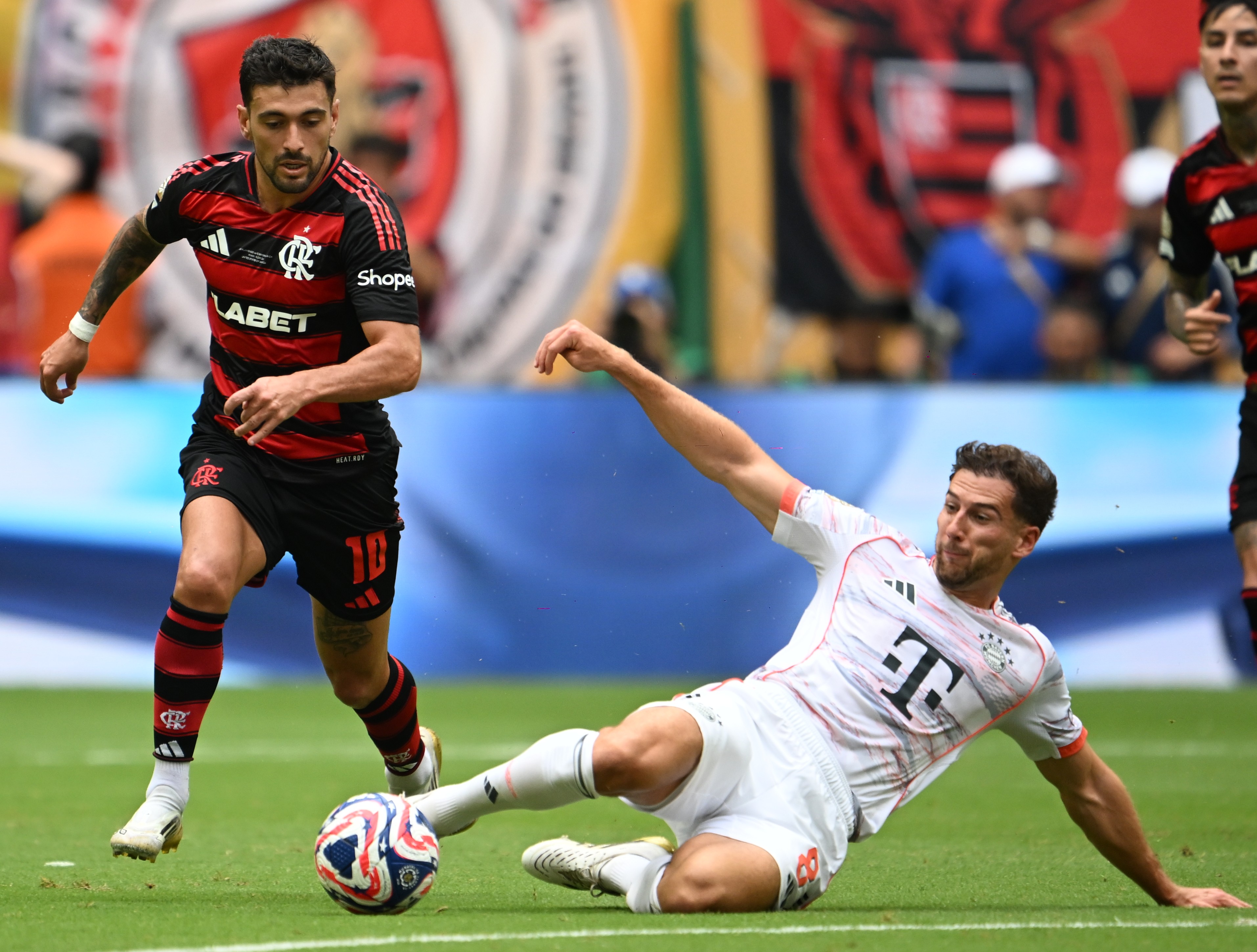 拜仁慕尼黑在比分上赢得对手