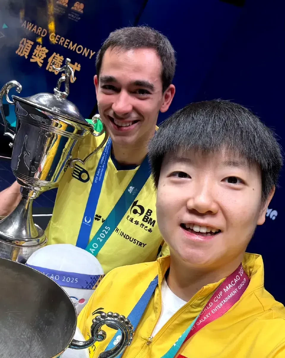 秘鲁选手打破记录登上颁奖台