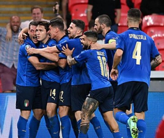 意大利连胜乌克兰，欧预赛表现抢眼