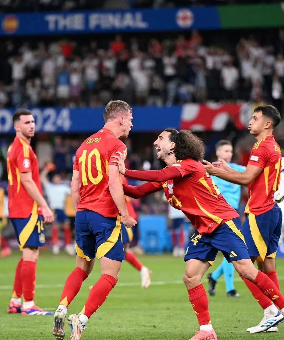 包含精彩绝伦!欧洲国家杯赛场上技战术对抗的词条 包含精彩绝伦!欧洲国家杯赛场上技战术对抗的词条