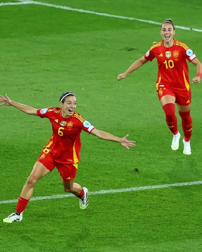 包含国际女足决赛进入白热化阶段的词条