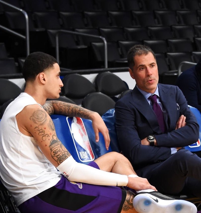 关于火箭力克墨西哥男篮，凯尔·库兹马打破历史纪录的信息