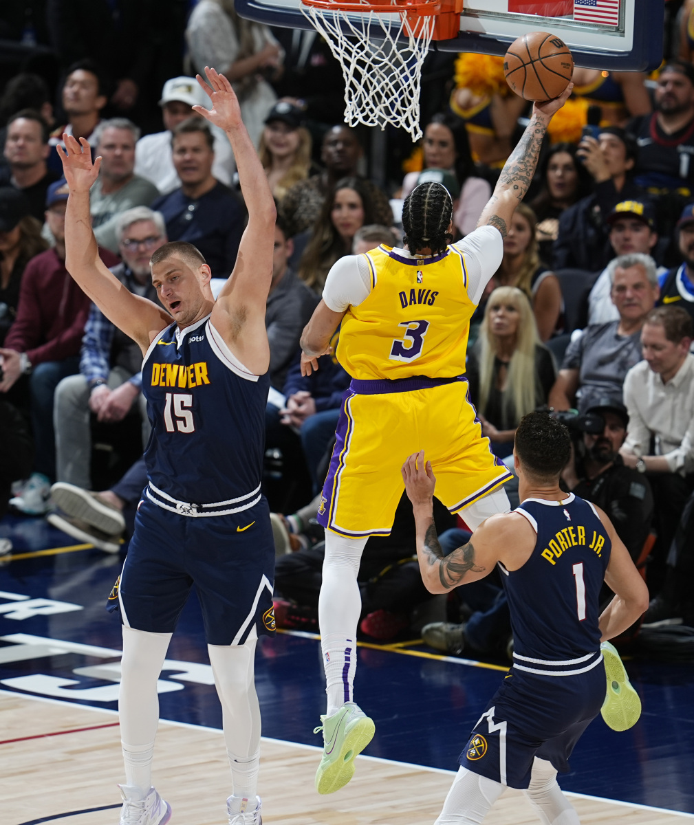 法国男篮翻盘湖人，莫里斯关键制胜