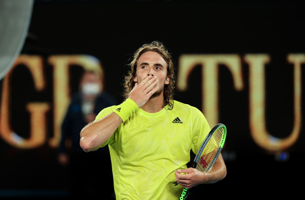 澳大利亚网球队逆转美国网球队，西西帕斯惊艳世界的简单介绍