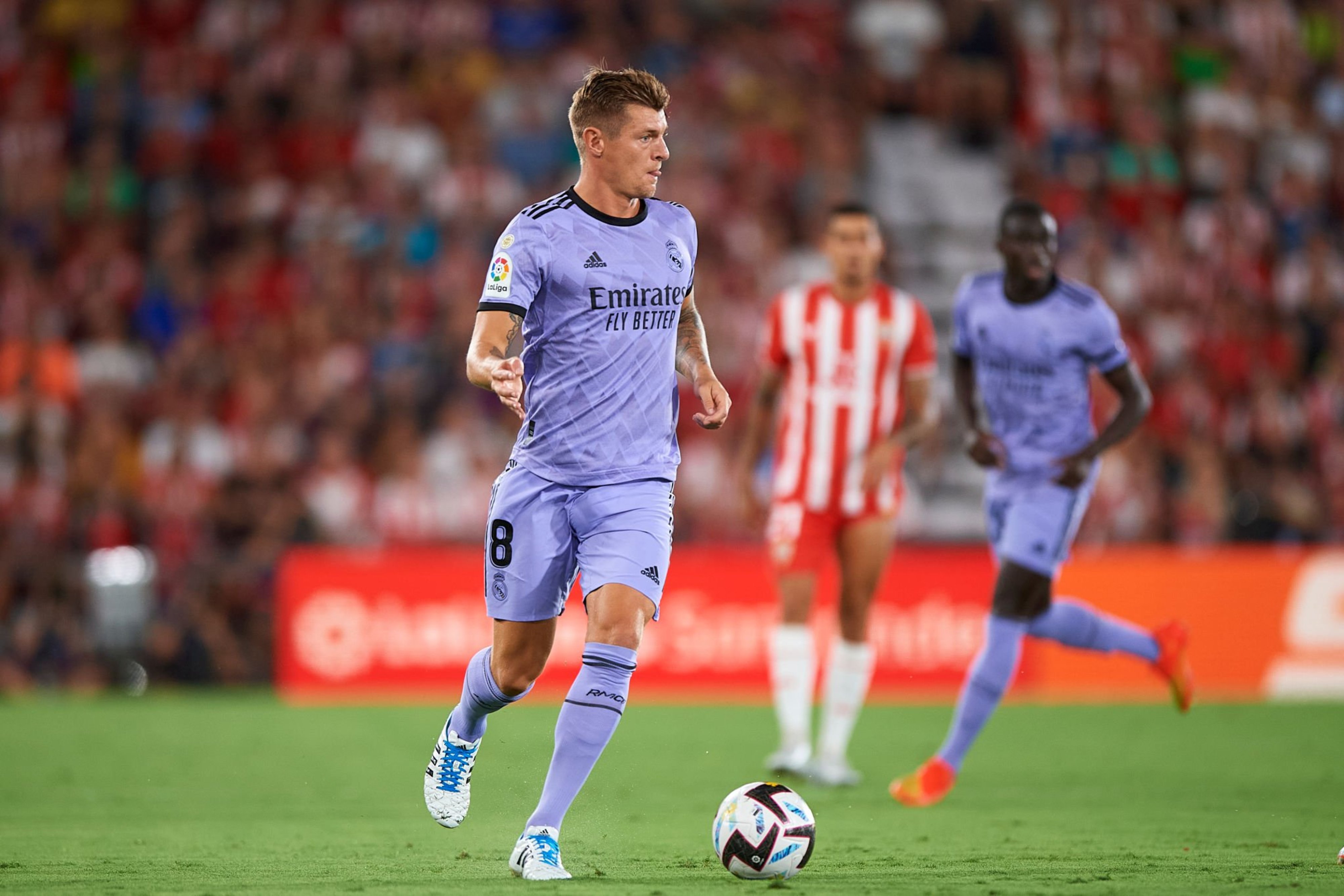 关于阿贾克斯备战，即将迎战皇马？的信息