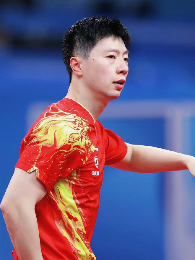 波兰队逆转瑞典队，马龙刷新纪录