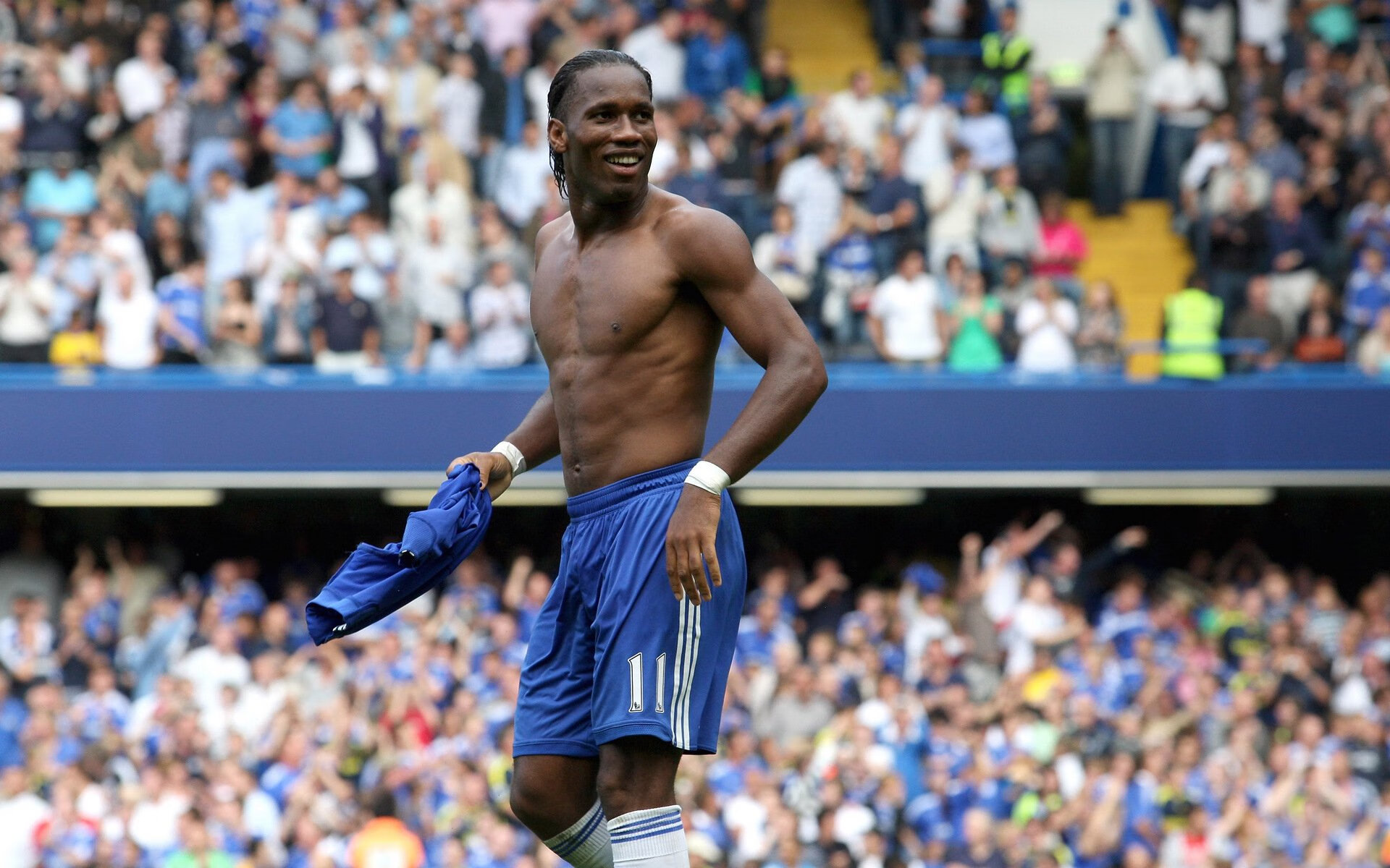 德甲争冠战之夜,塔图姆关键进球定乾坤